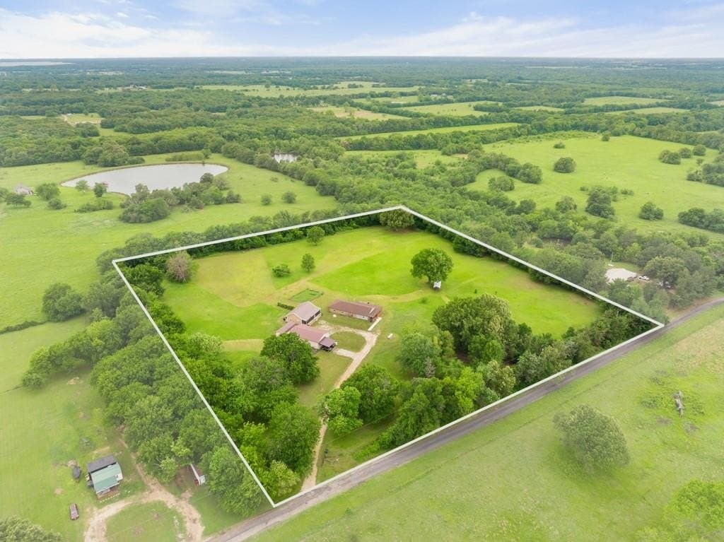 10.05 acres in Hopkins County gallery image 4
