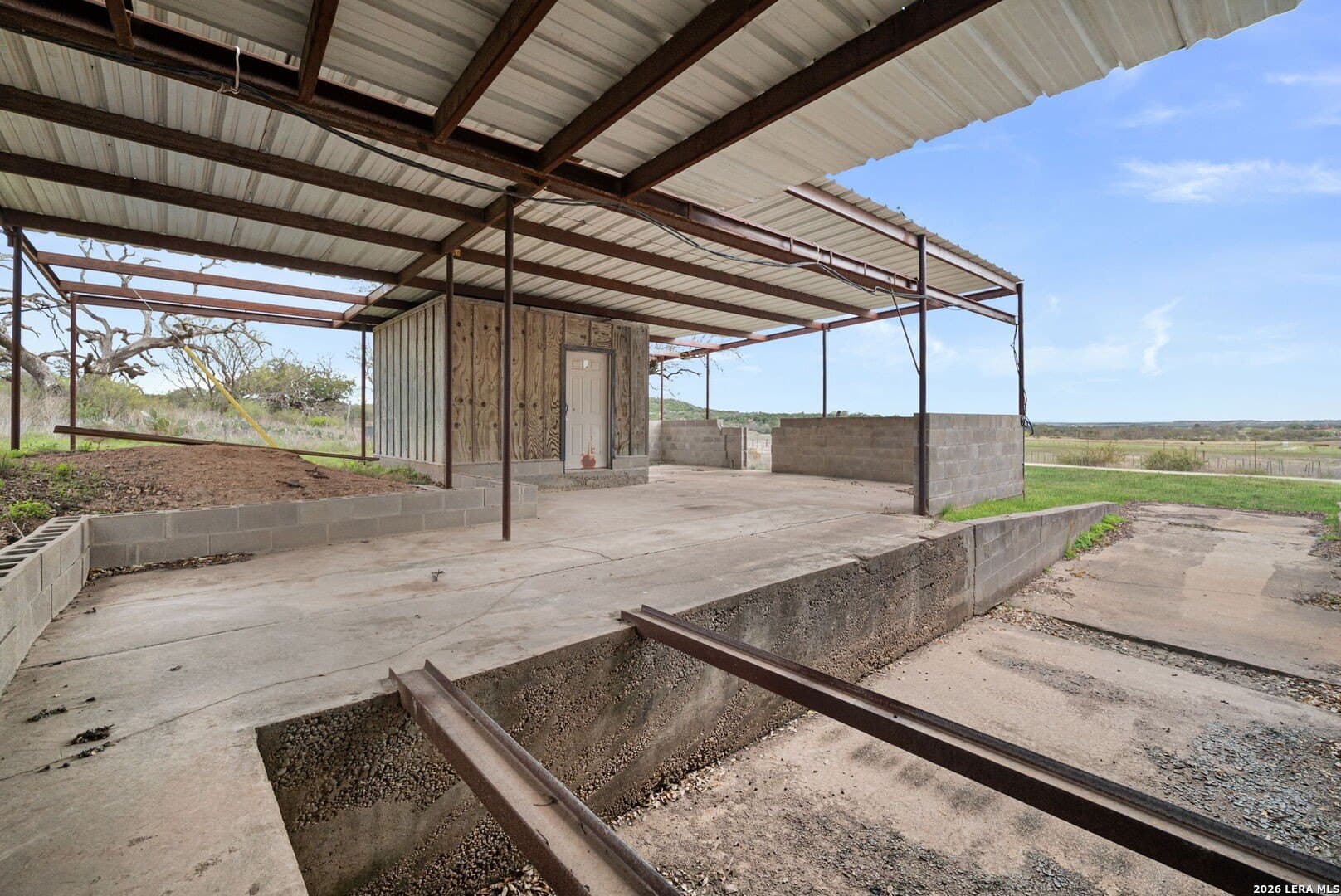 19.03 acres in Gillespie County - photo 72