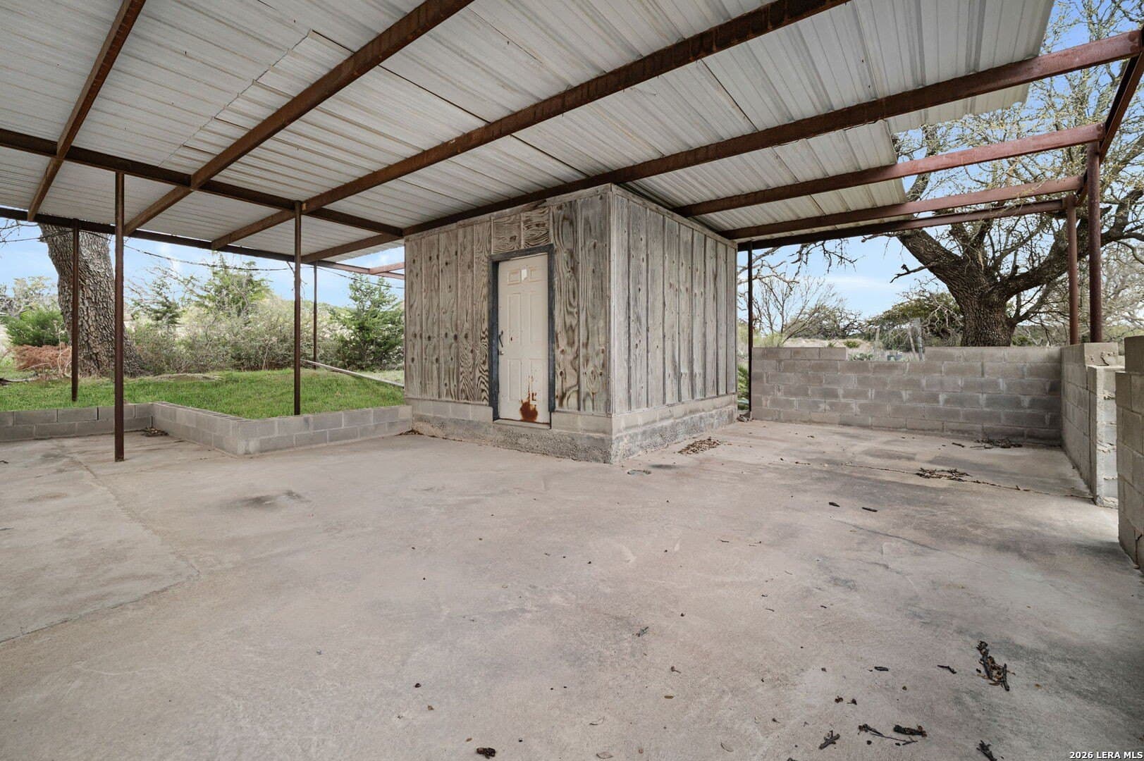 19.03 acres in Gillespie County - photo 25