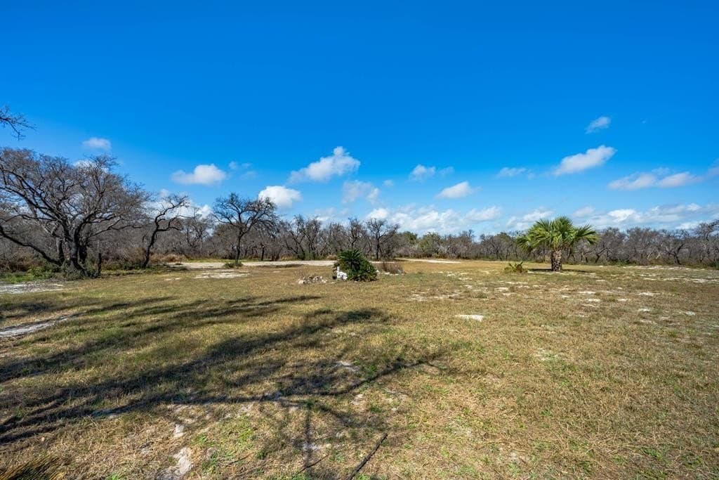 5.2 acres in Texas County - photo 2