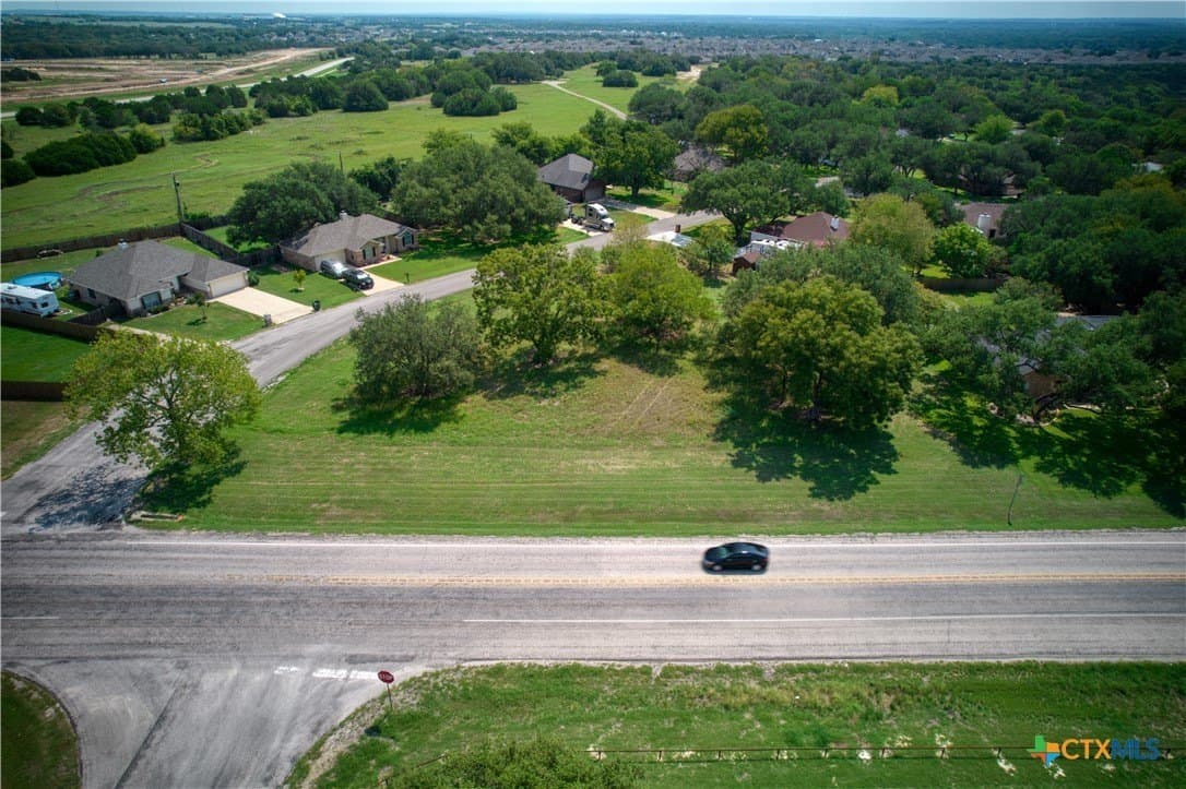 0.7 acres in Bell County - photo 7