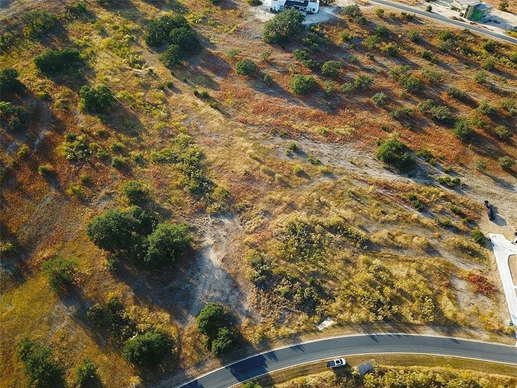 2 acres in Burnet County gallery image 3