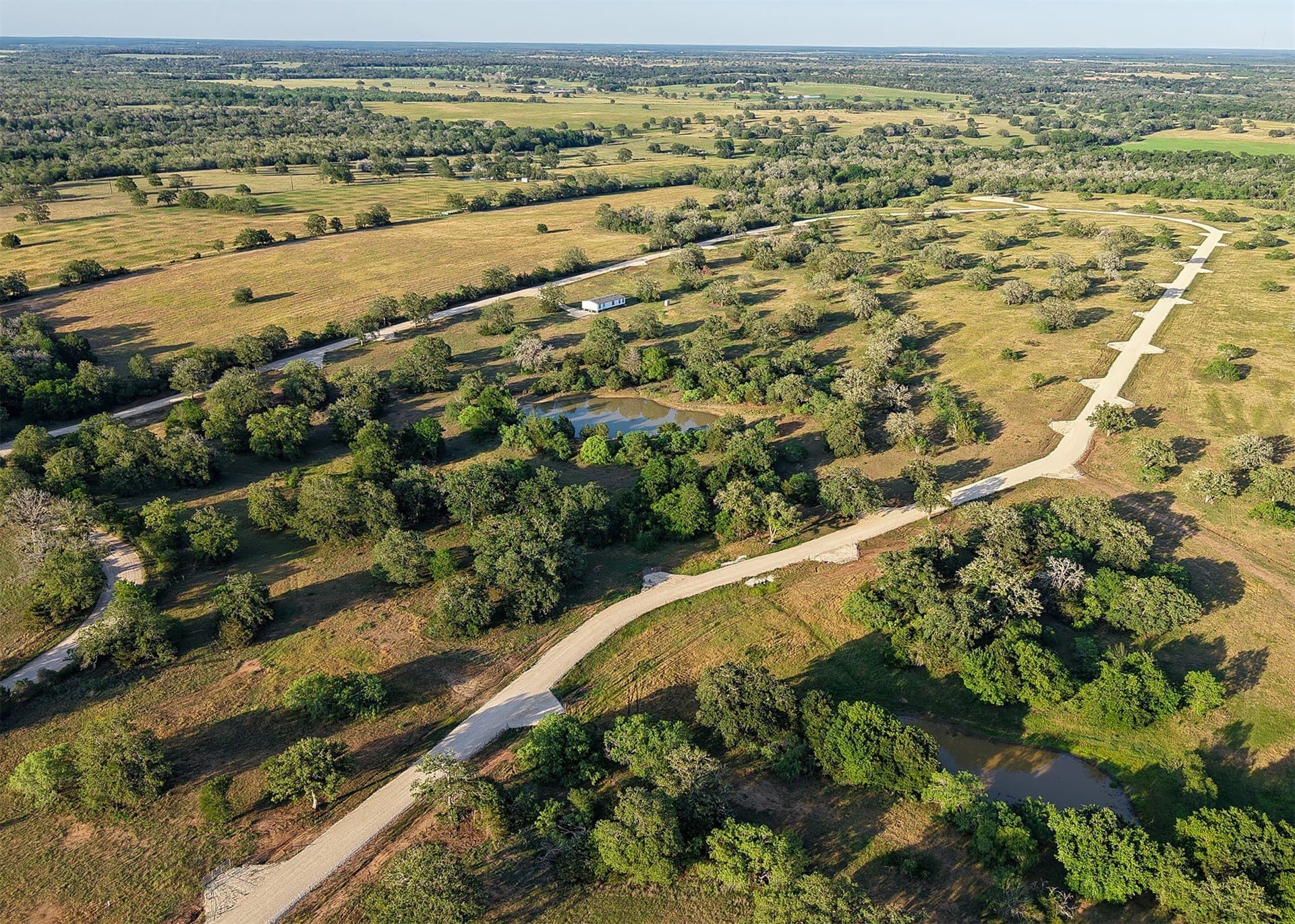 2 acres in Gonzales County - photo 4