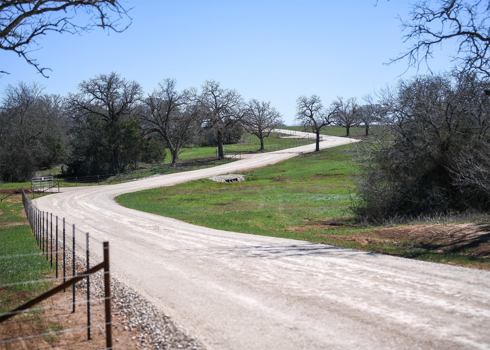 2 acres in Gonzales County - photo 6