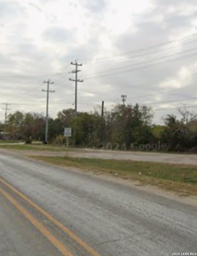 5 acres in Guadalupe County gallery image 3