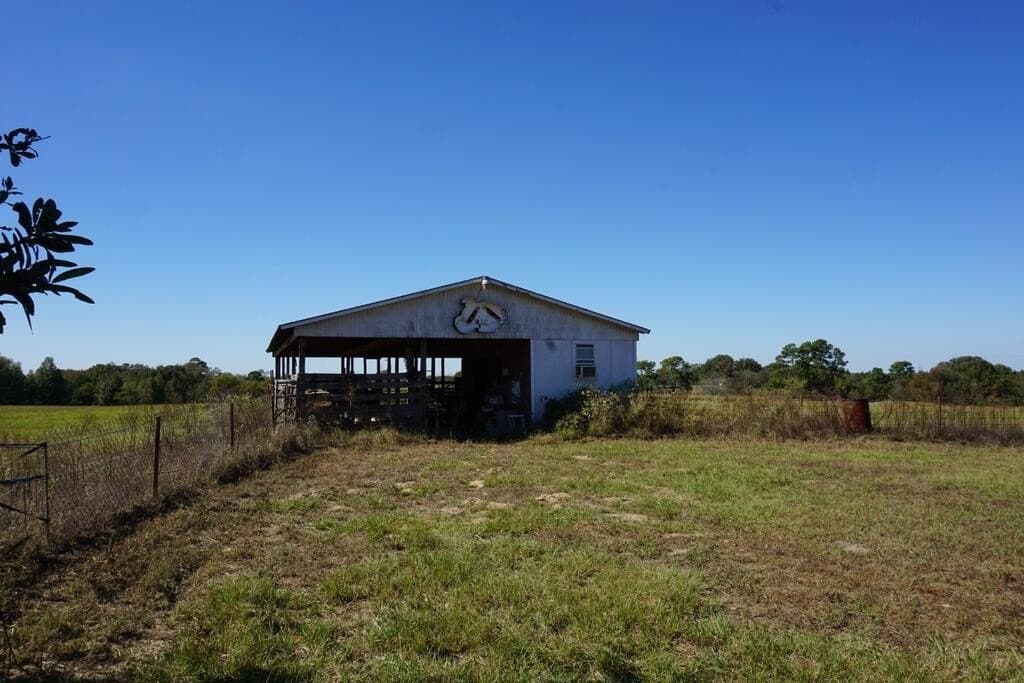 20 acres in Morris County - photo 9