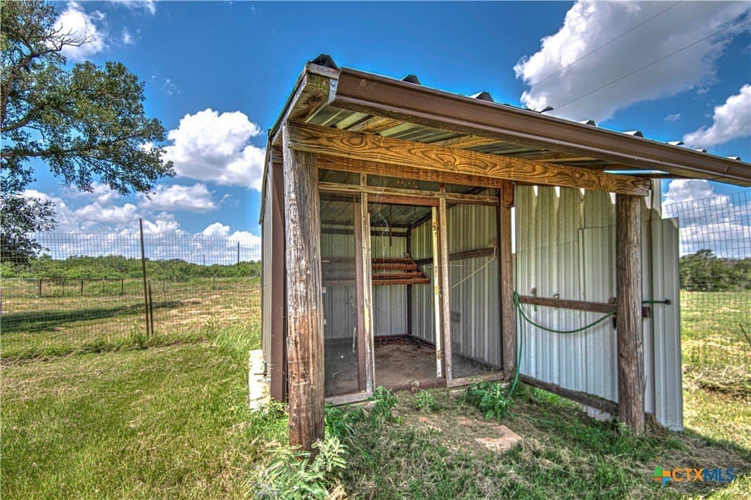 20.64 acres in Milam County - photo 47