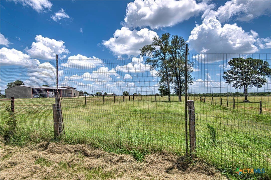 20.64 acres in Milam County - photo 45