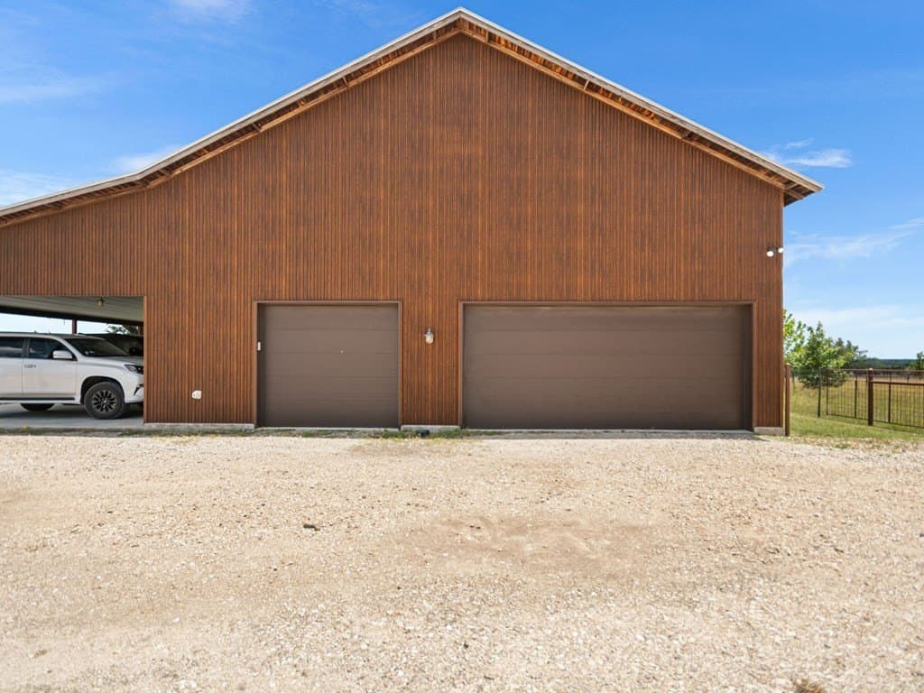417 acres in Gillespie County - photo 33