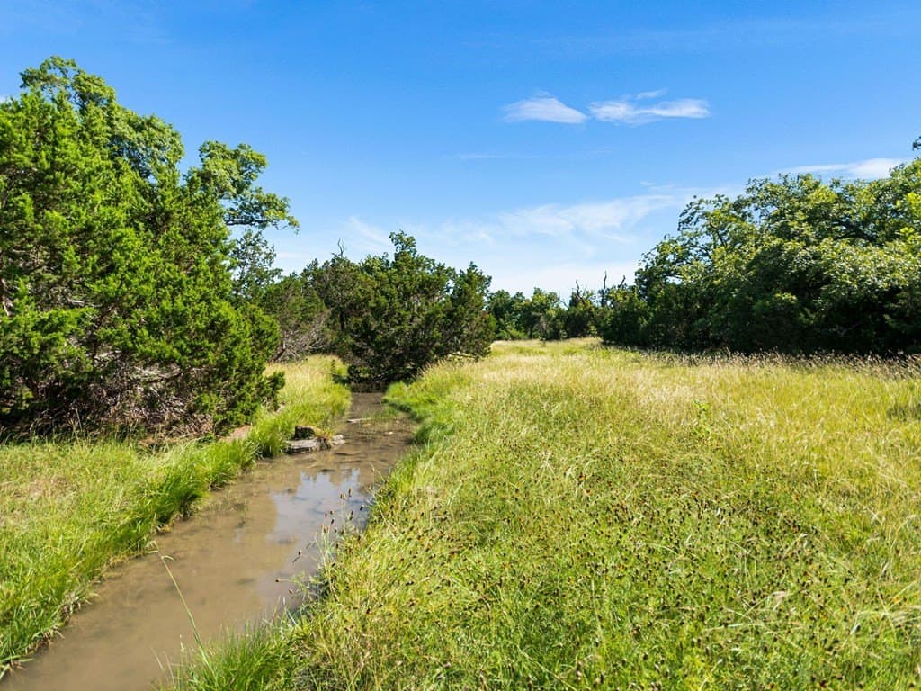 417 acres in Gillespie County - photo 12