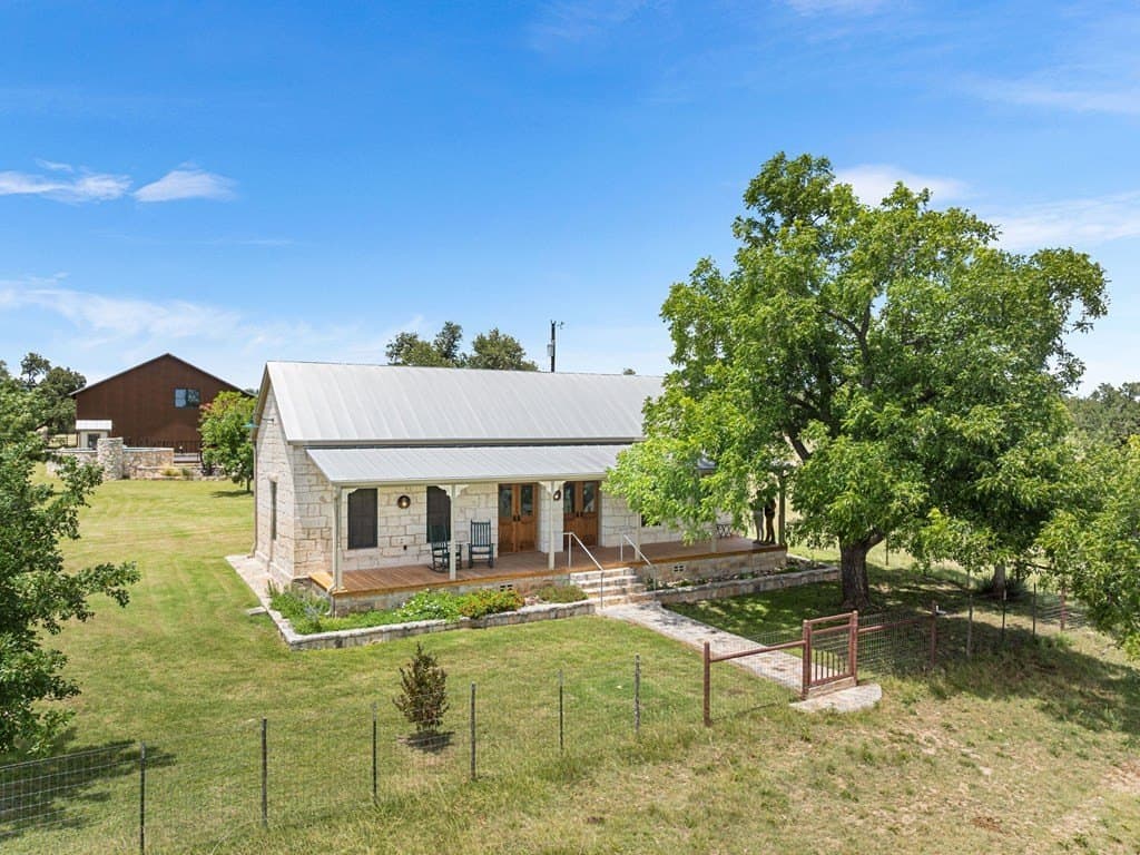 417 acres in Gillespie County - photo 7