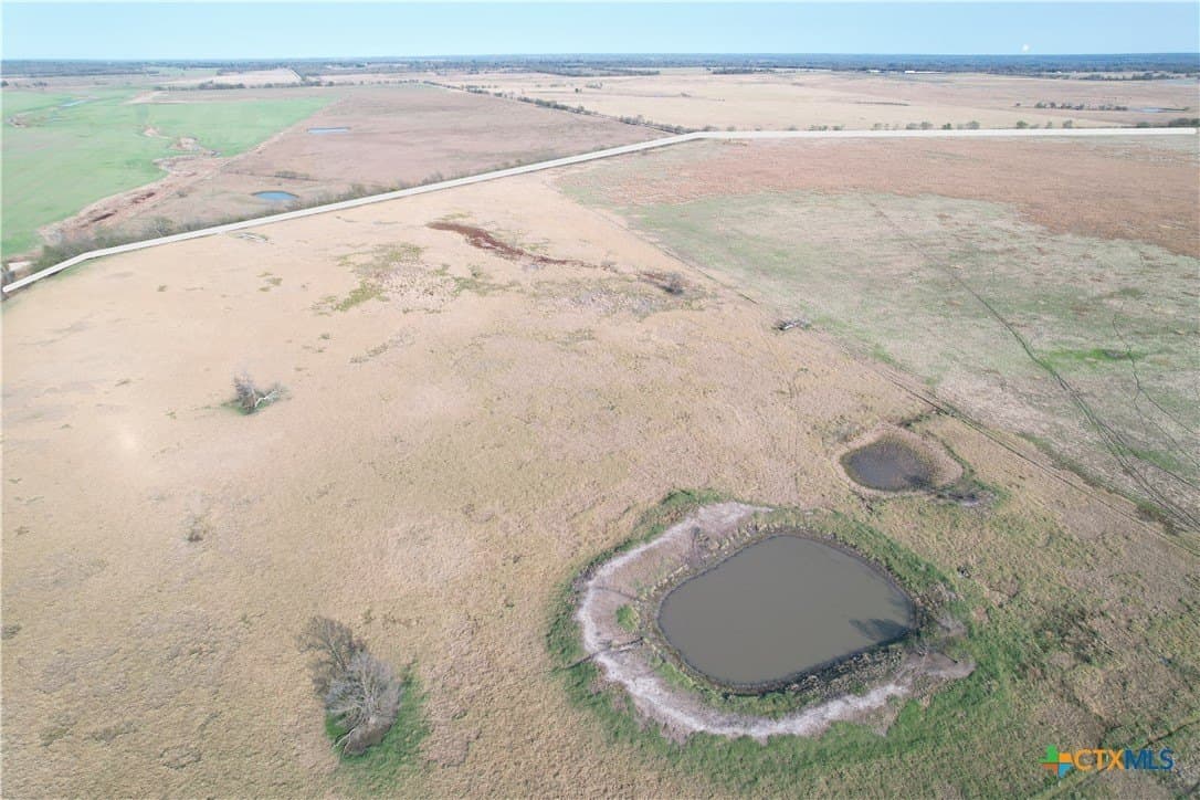 360 acres in Falls County featured view