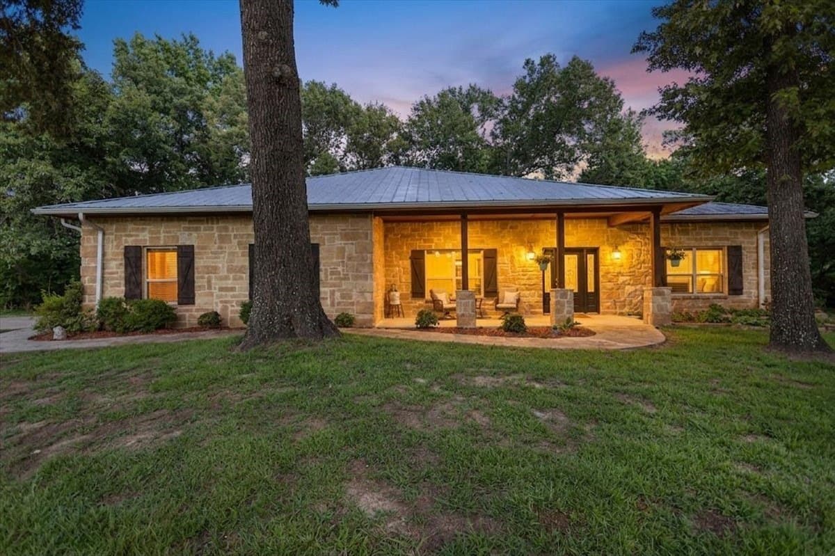 11.2 acres in Smith County - photo 2