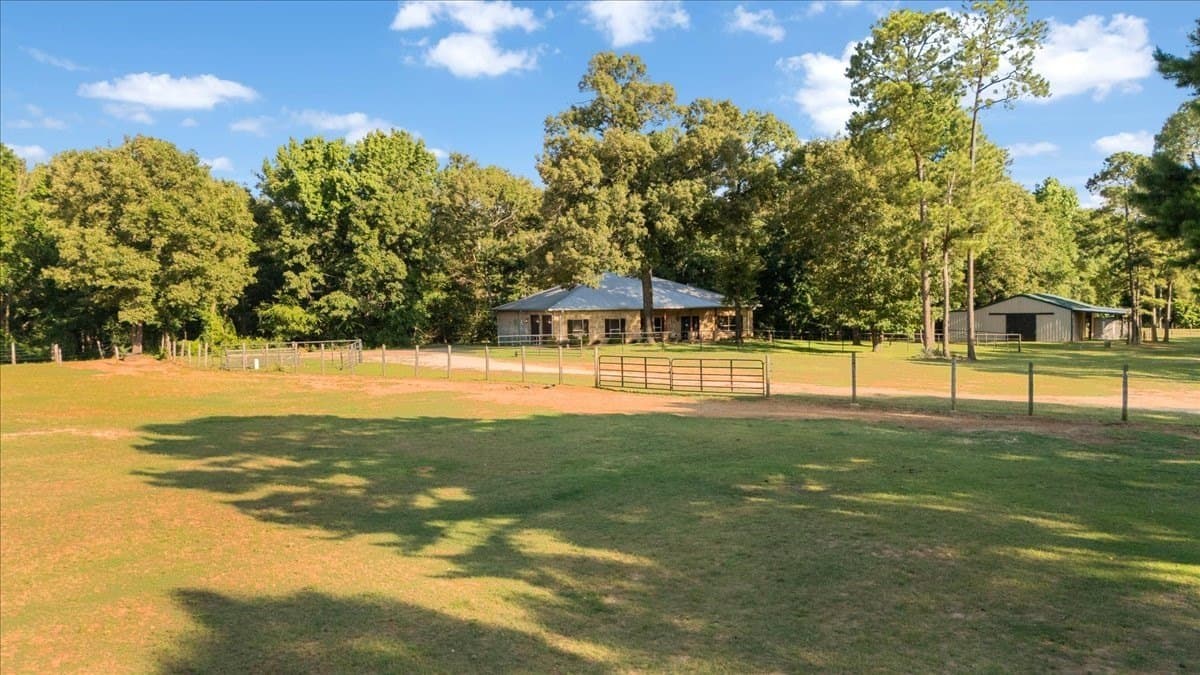 11.2 acres in Smith County - photo 33