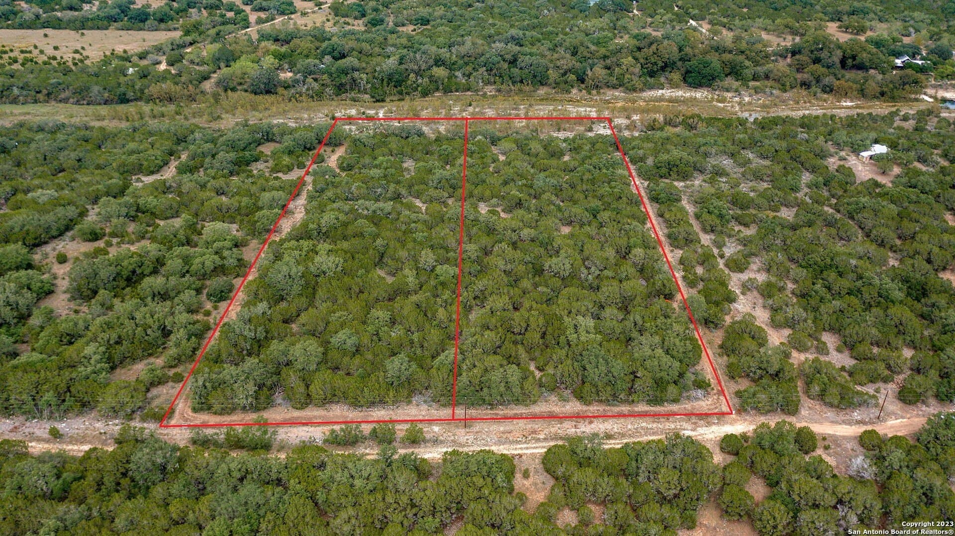 5.44 acres in Uvalde County - photo 4