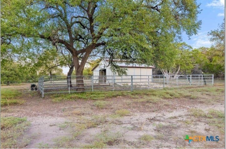 18.14 acres in Hays County - photo 30