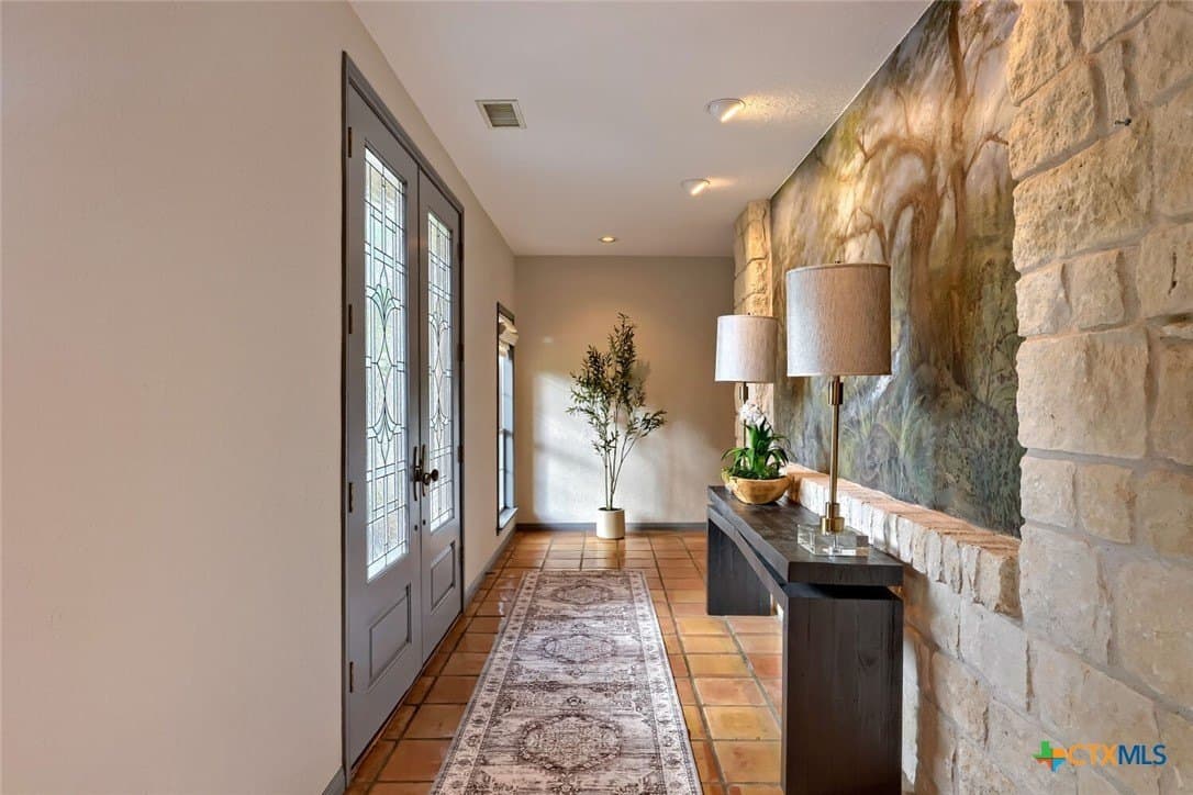 18.14 acres in Hays County gallery image 4