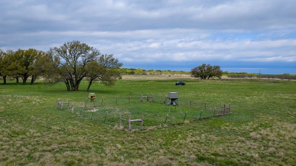 247 acres in Menard County - photo 86