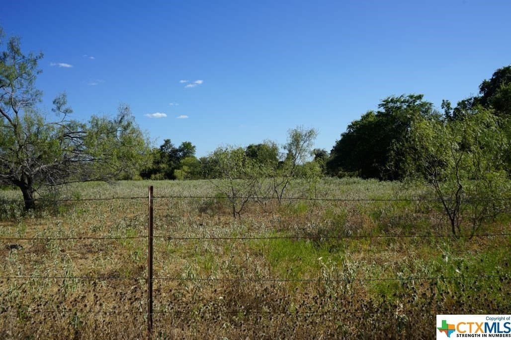 7.28 acres in Milam County - photo 9