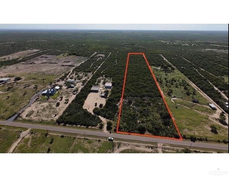 11 acres in Starr County
