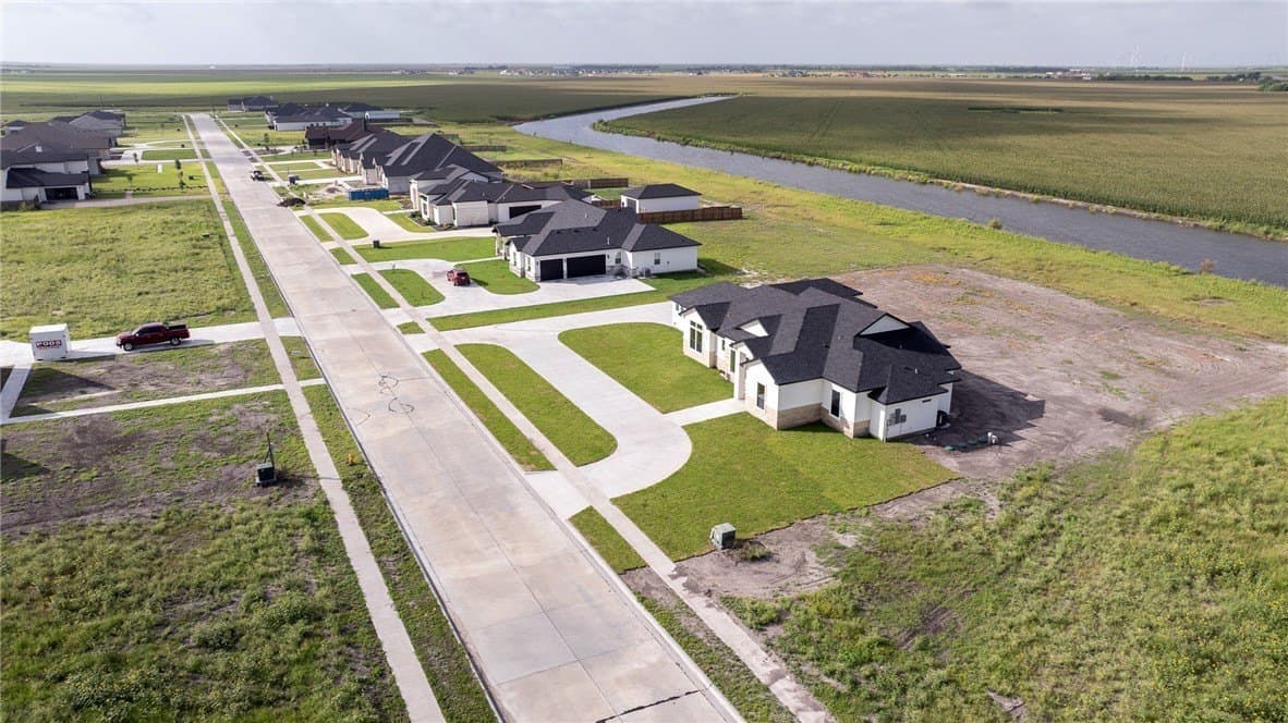 35,998 acres in Nueces County - photo 39