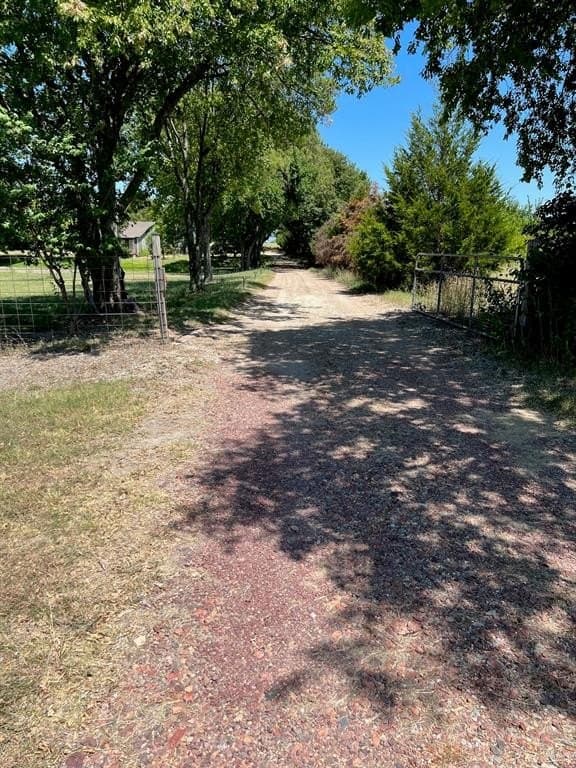 6.74 acres in Collin County gallery image 2