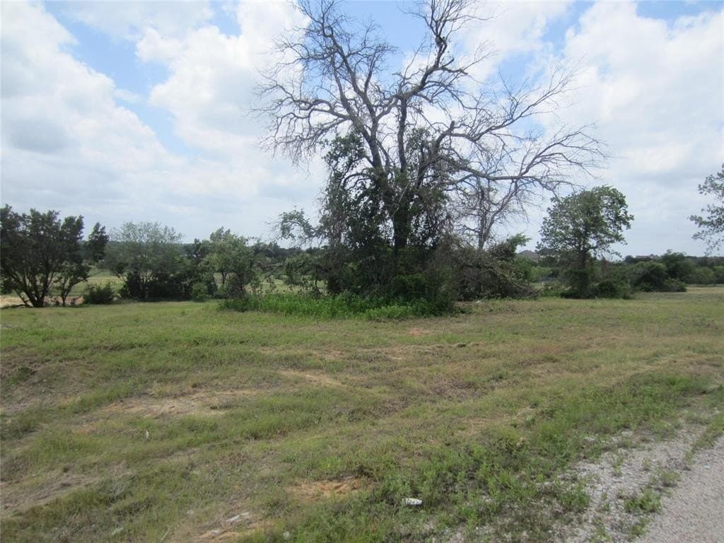 2.39 acres in Parker County gallery image 3
