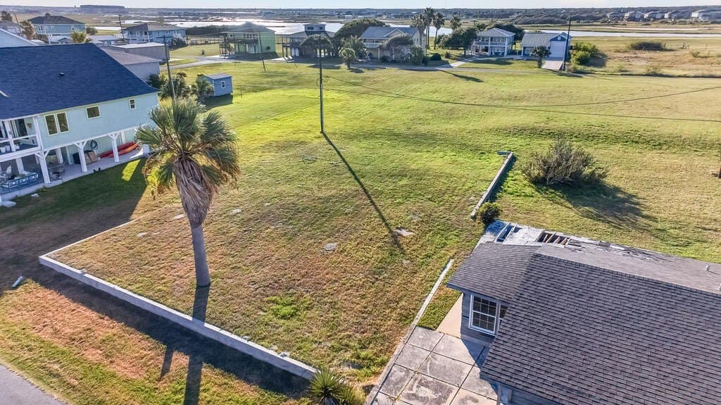 0.84 acres in Texas County - photo 11