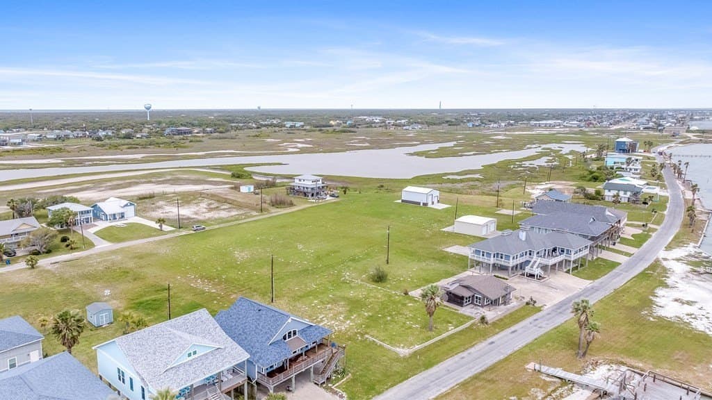 0.84 acres in Texas County gallery image 3