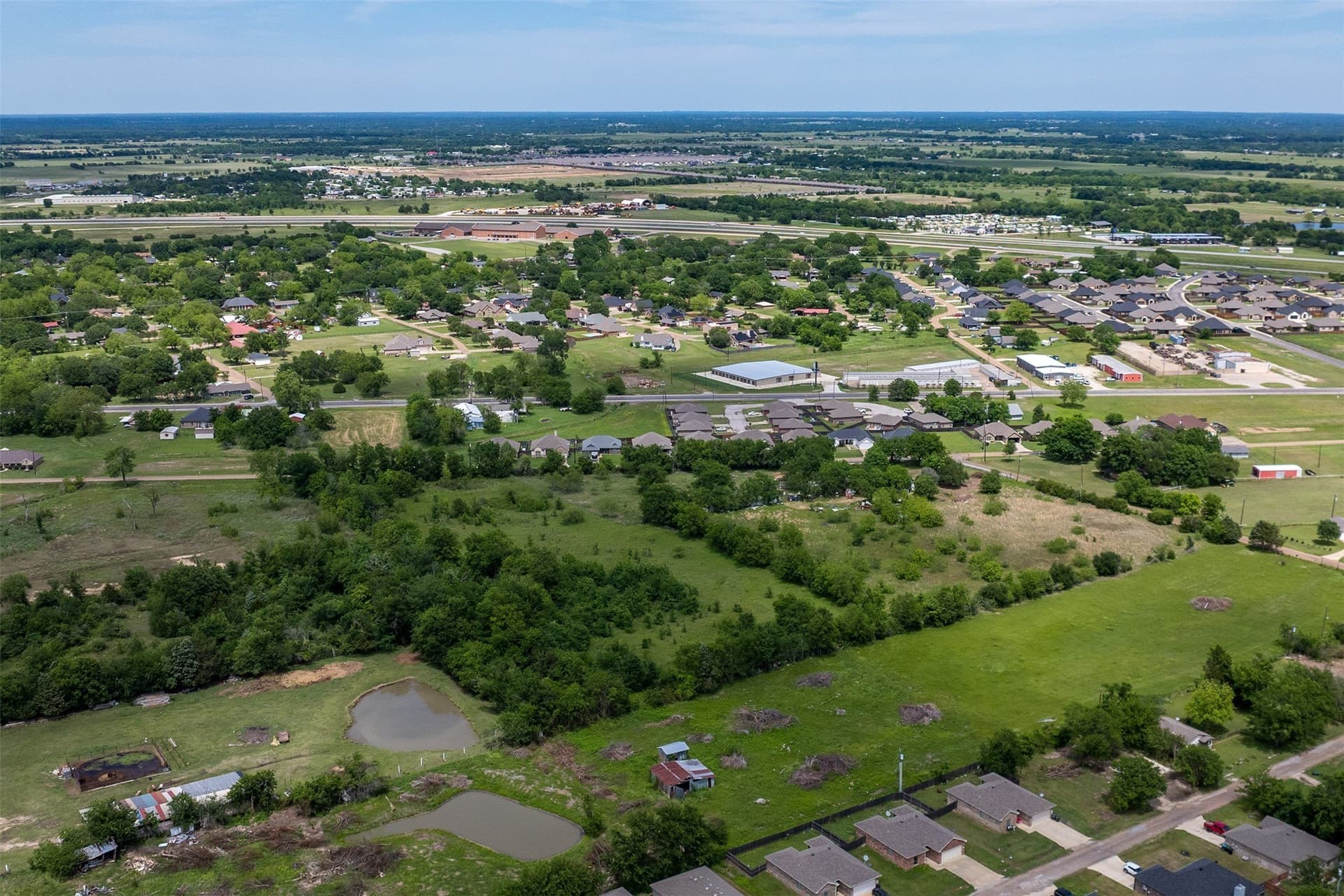 10.39 acres in Kaufman County gallery image 3
