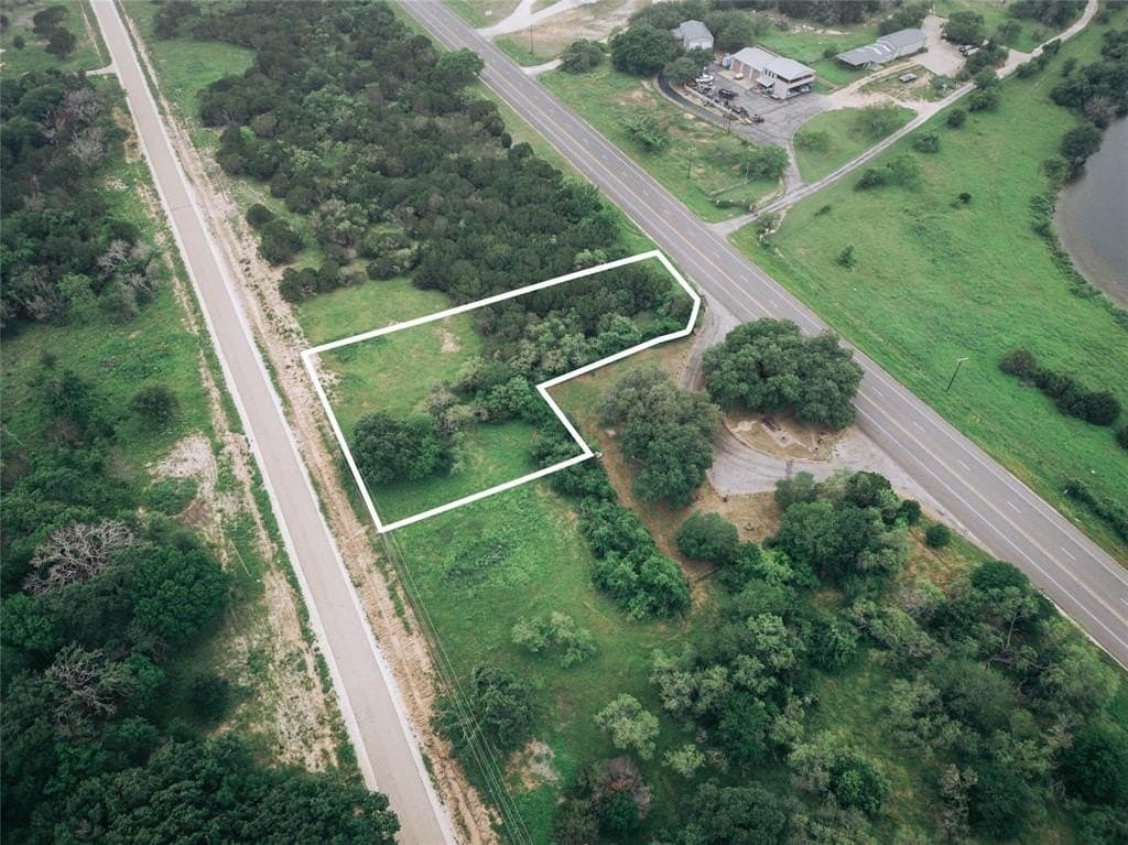 1.01 acres in Somervell County gallery image 3