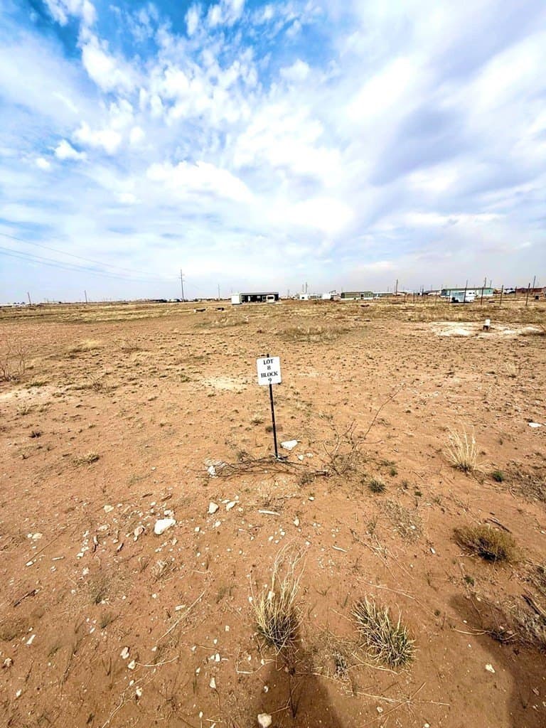 1.87 acres in Martin County gallery image 3