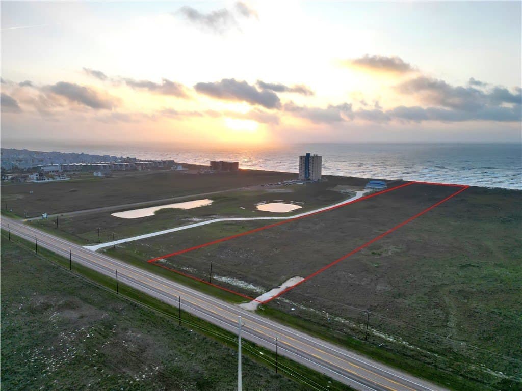12.61 acres in Nueces County - photo 7
