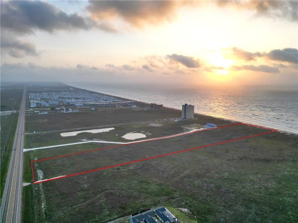 12.61 acres in Nueces County - photo 8