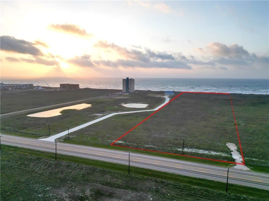12.61 acres in Nueces County - photo 6