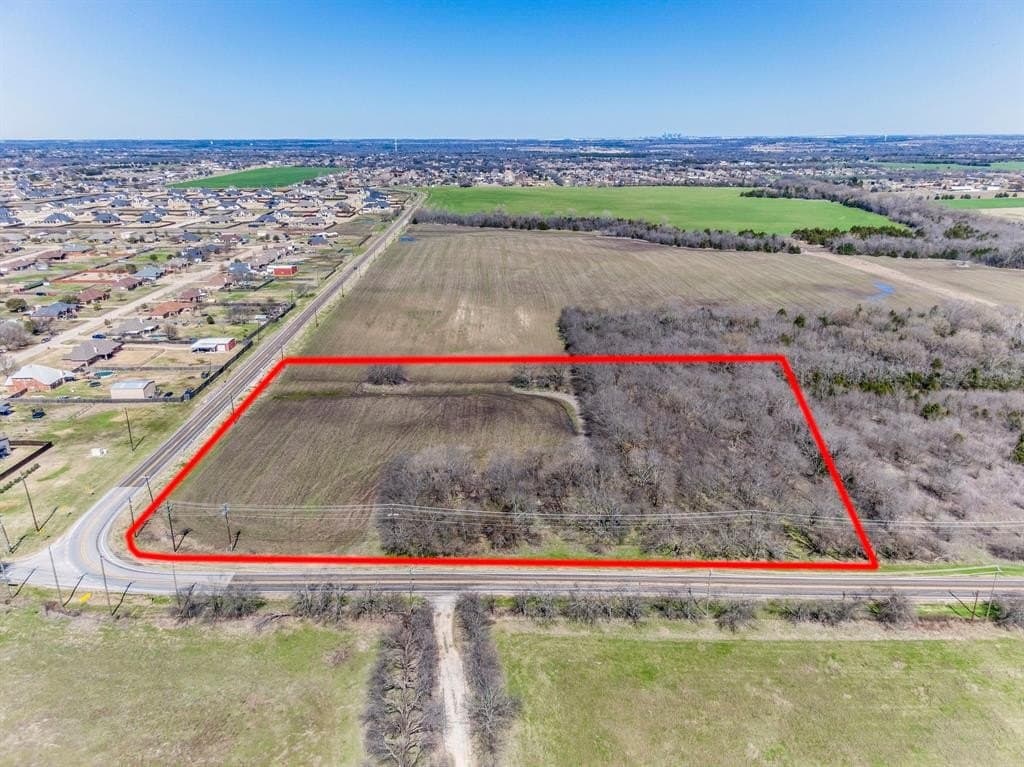 10.02 acres in Ellis County gallery image 2