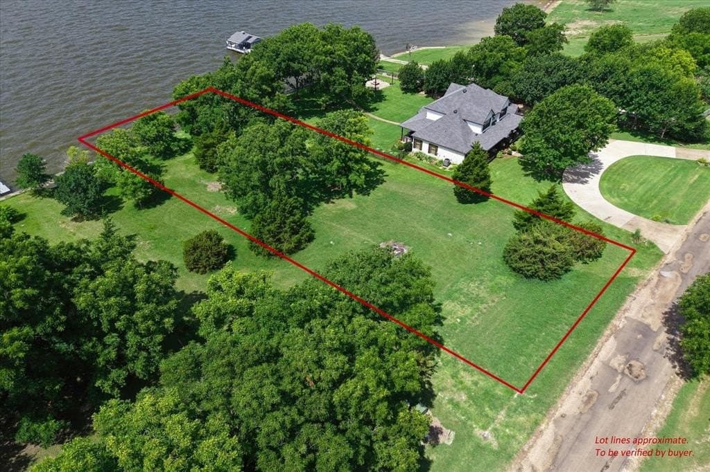 0.87 acres in Navarro County gallery image 3