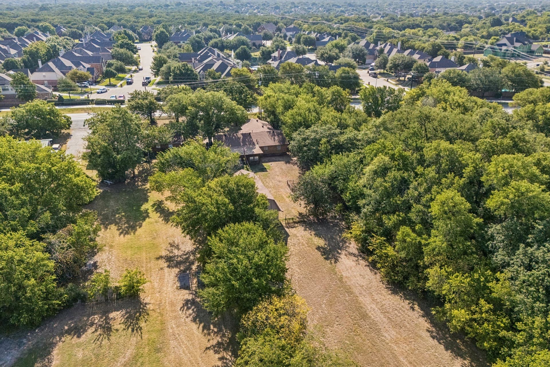 0.83 acres in Tarrant County - photo 3