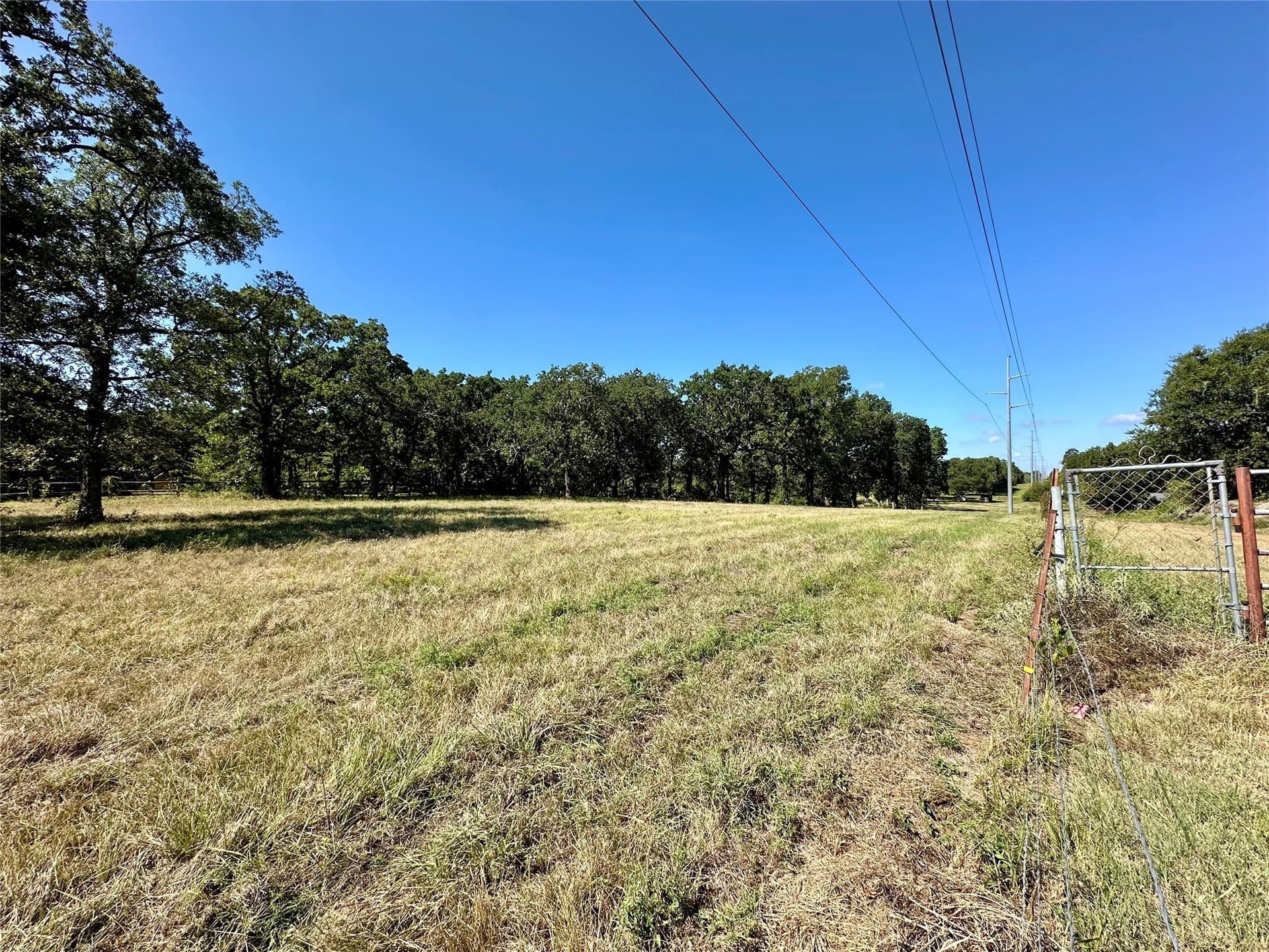 1 acres in Johnson County - photo 4