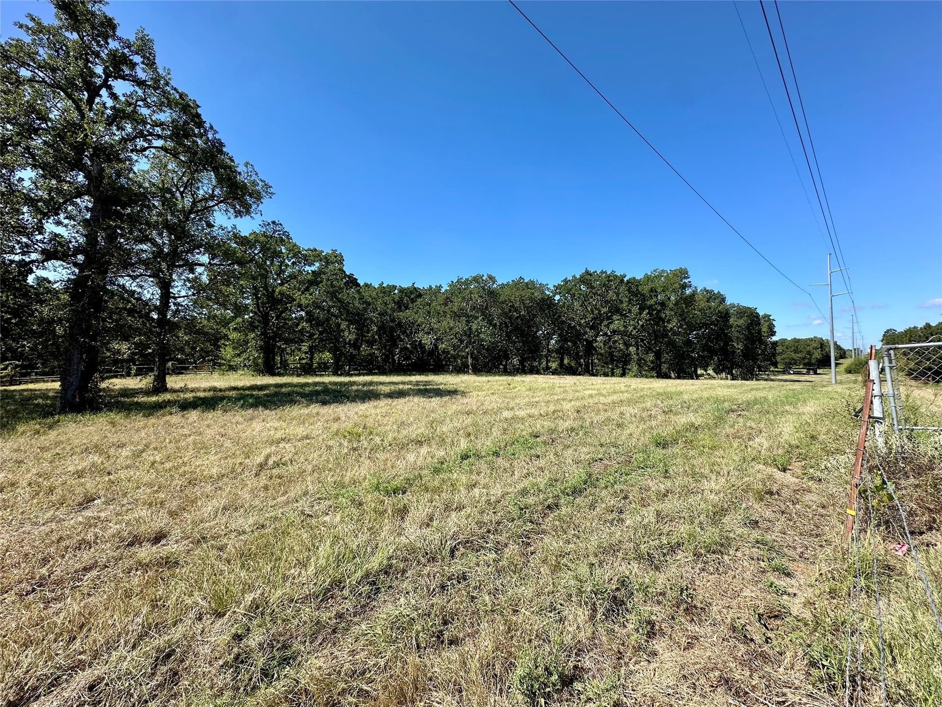 1 acres in Johnson County - photo 3