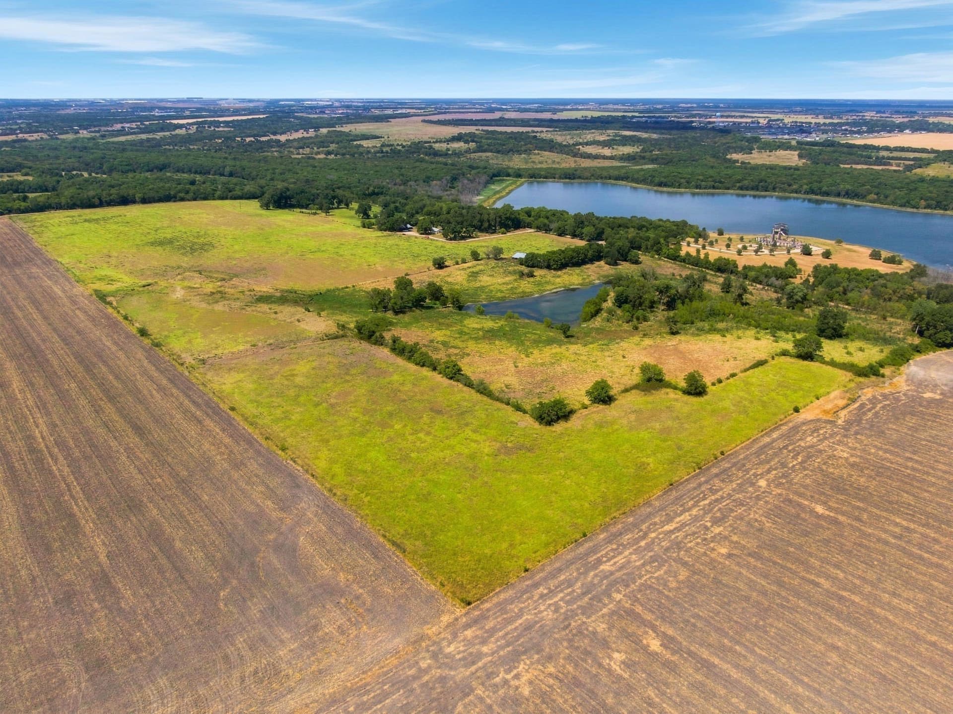 82.62 acres in Ellis County