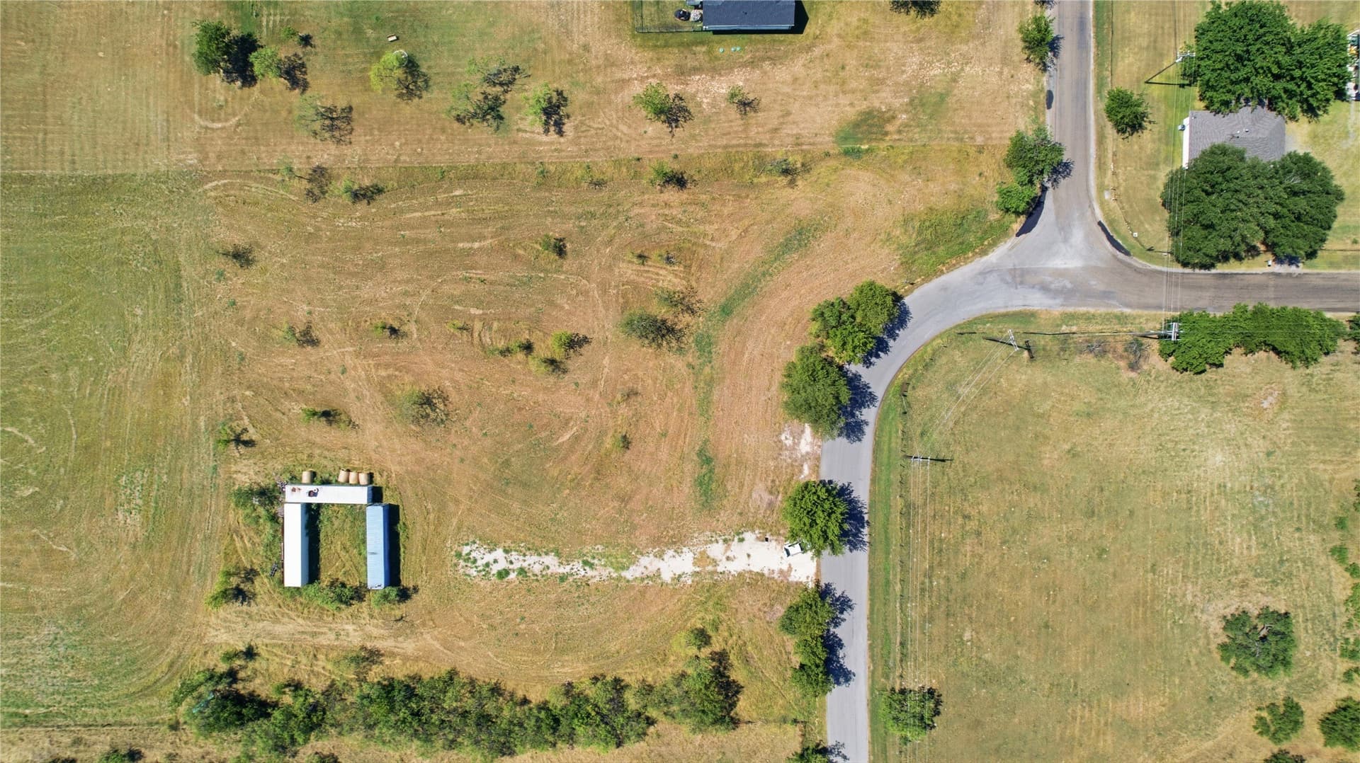 2.24 acres in Johnson County gallery image 4