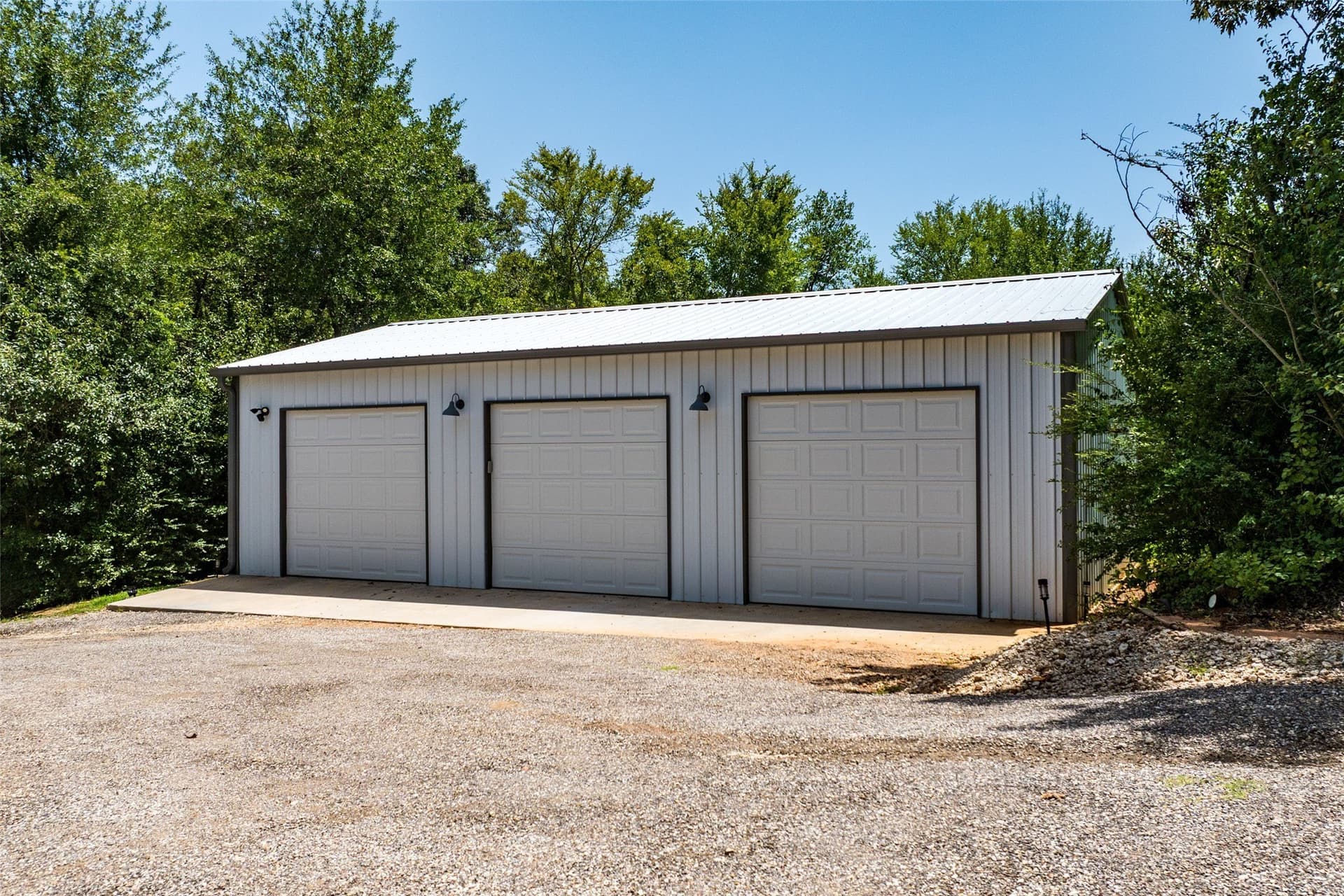 20.89 acres in Henderson County - photo 20
