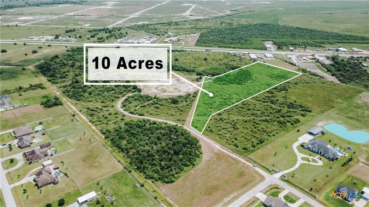 10 acres in Victoria County - photo 4