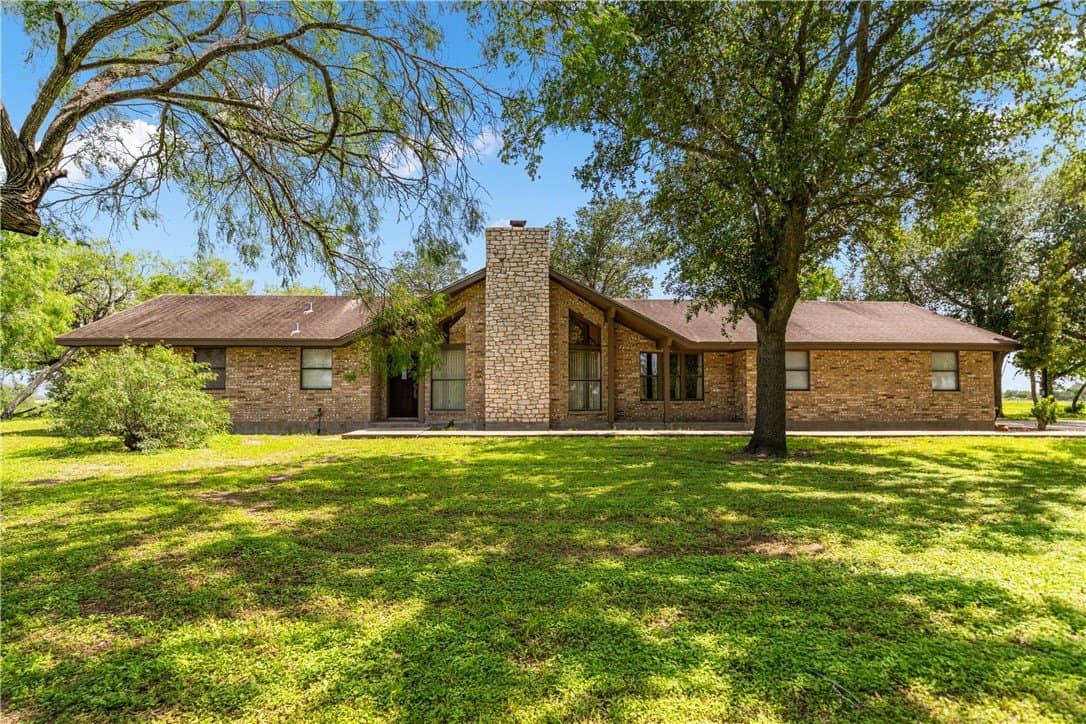 19.85 acres in Kleberg County
