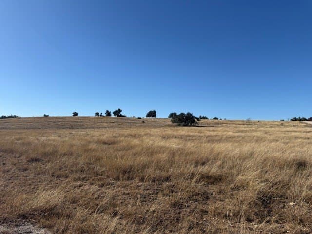 10.01 acres in Gillespie County - photo 7