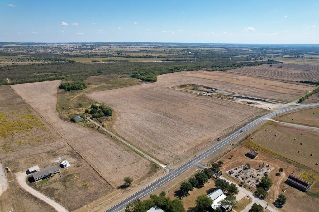 40.29 acres in Ellis County - photo 10