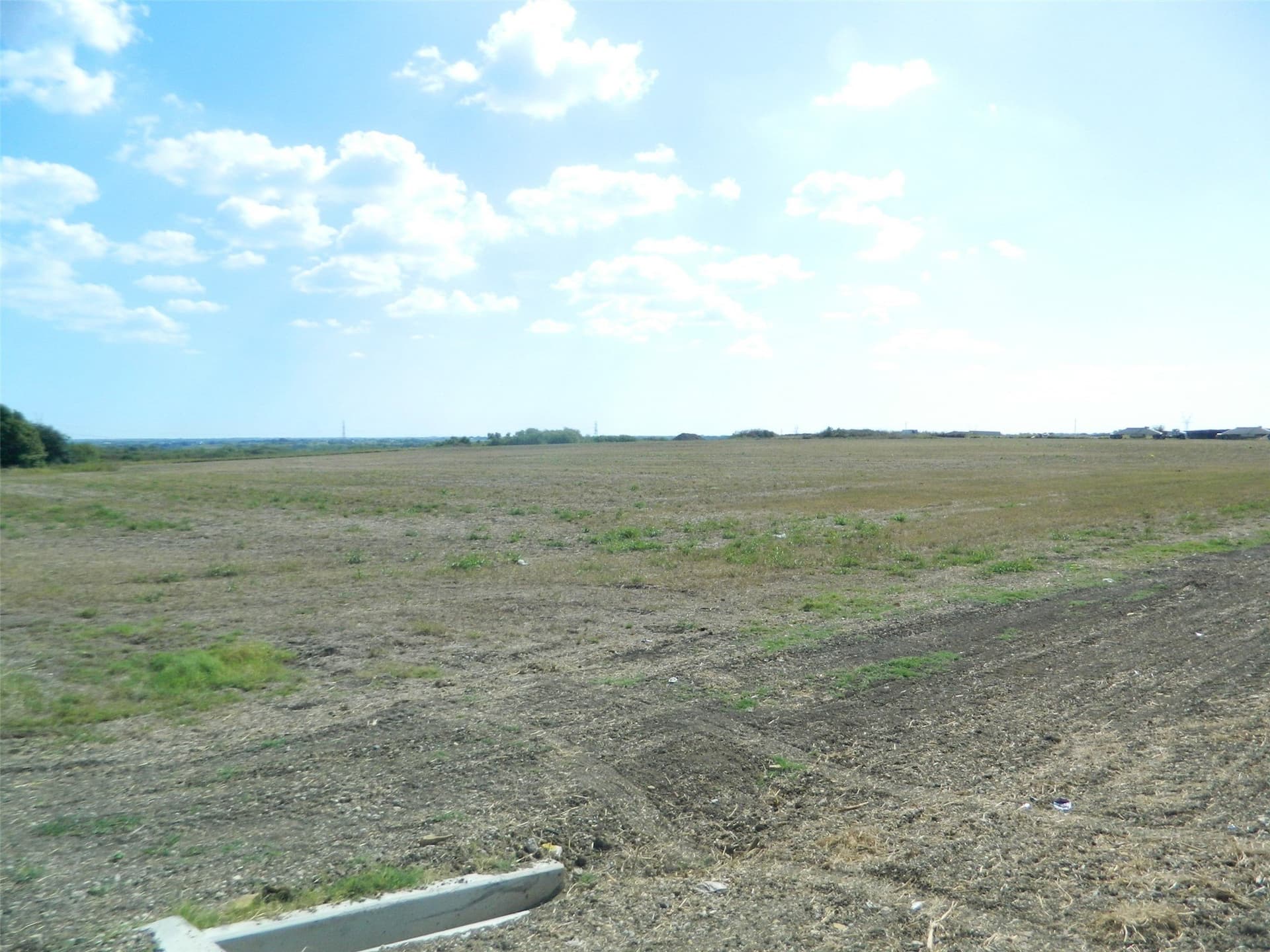 40.29 acres in Ellis County - photo 4