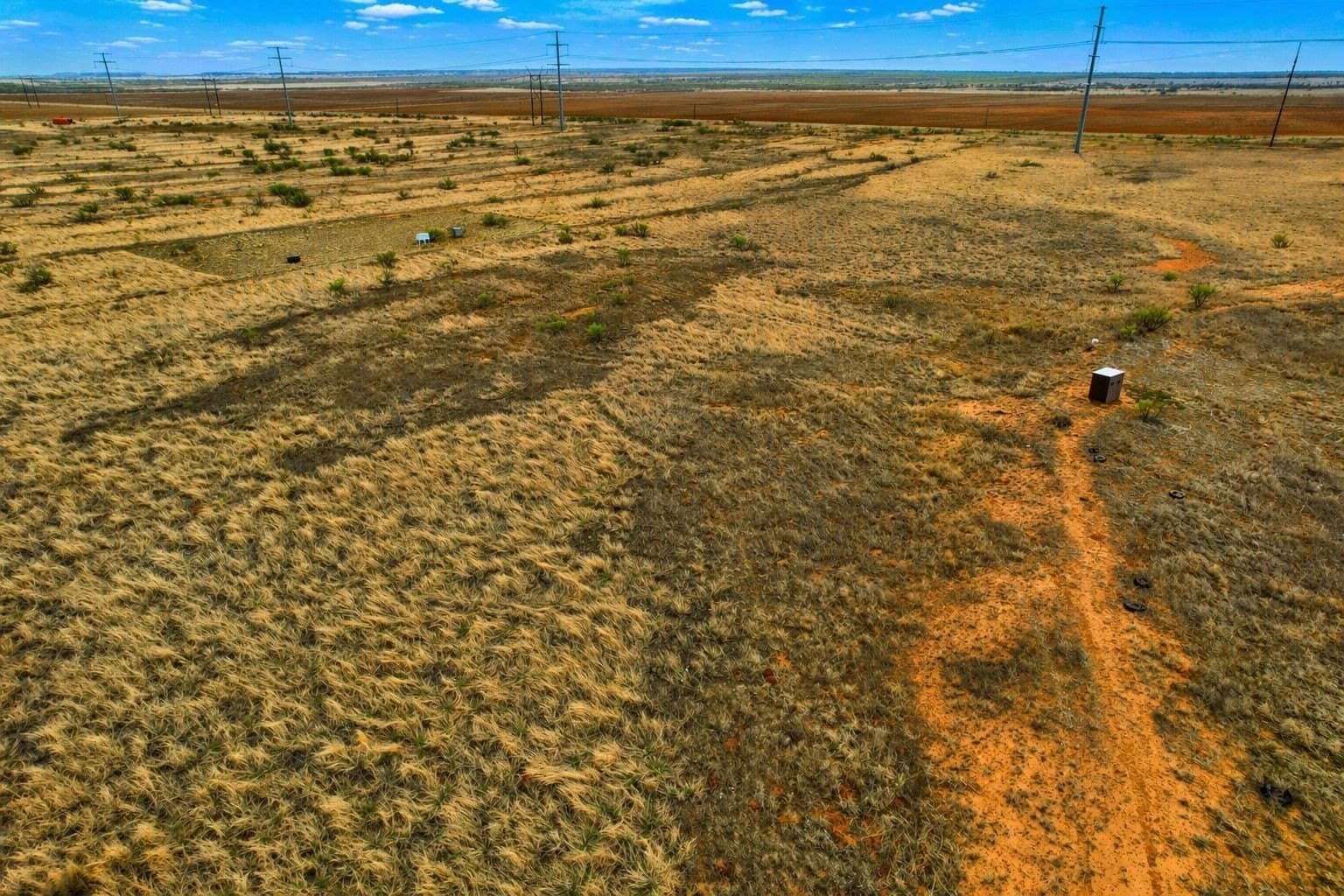 320 acres in Cottle County