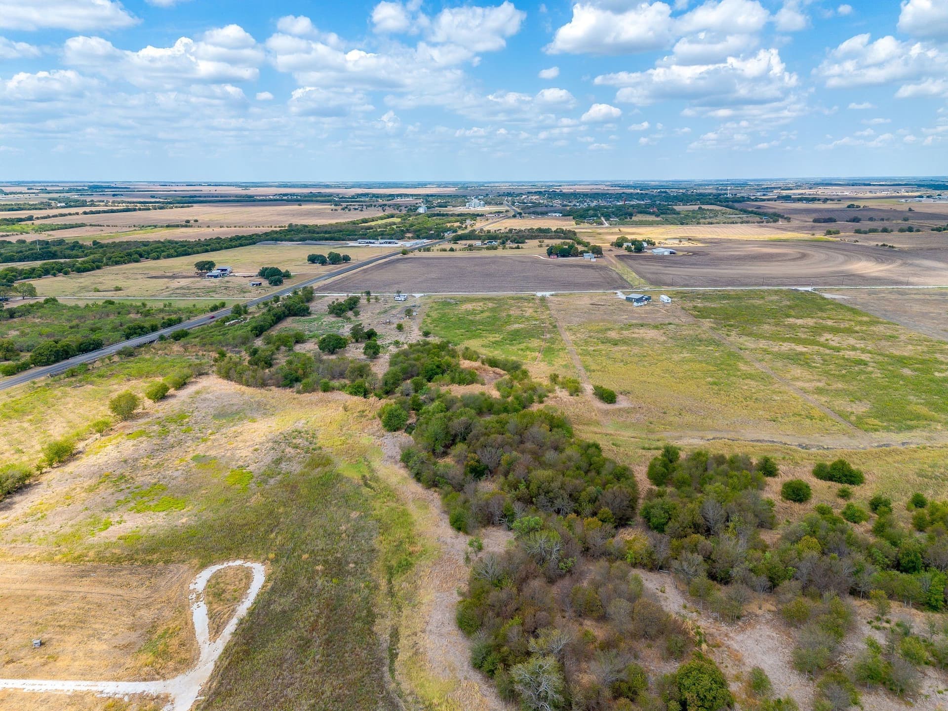 11.99 acres in Hill County - photo 8